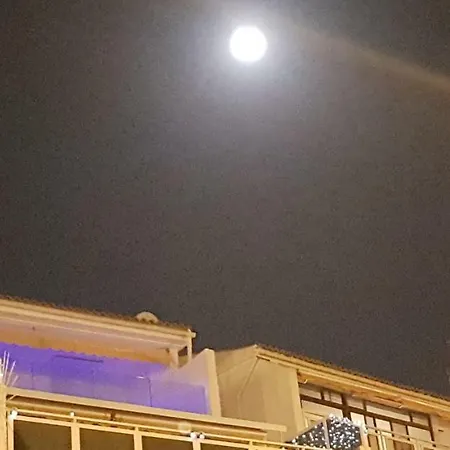 Vistas Sunset Sea View 아로나